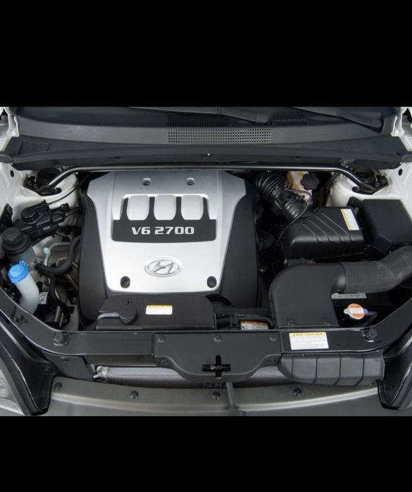 Крышка двигателя hyundai tucson santa fe 2,7