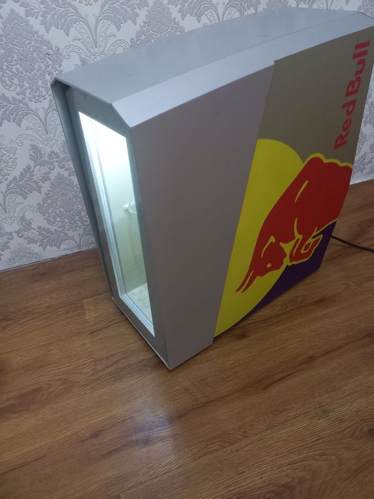 Барный мини холодильник Red Bull