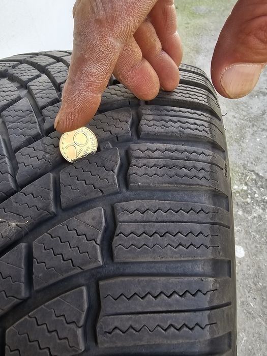 Гуми 235/45/18 - 4 бр, дот 21, Bridgestone
Продавам