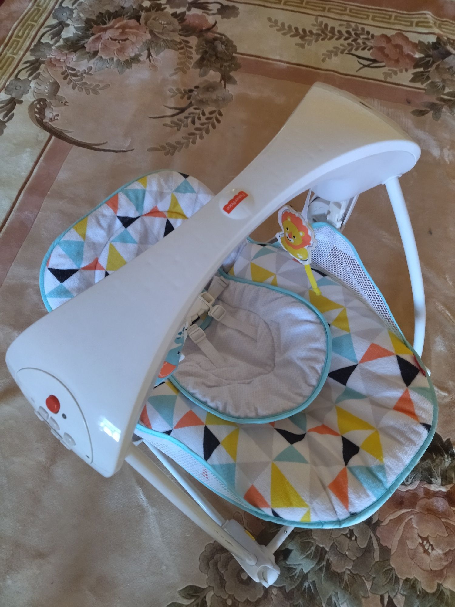 Fisher price качели от 0