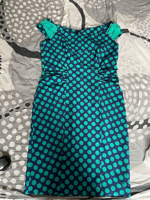 Vând rochie Mizar model conic