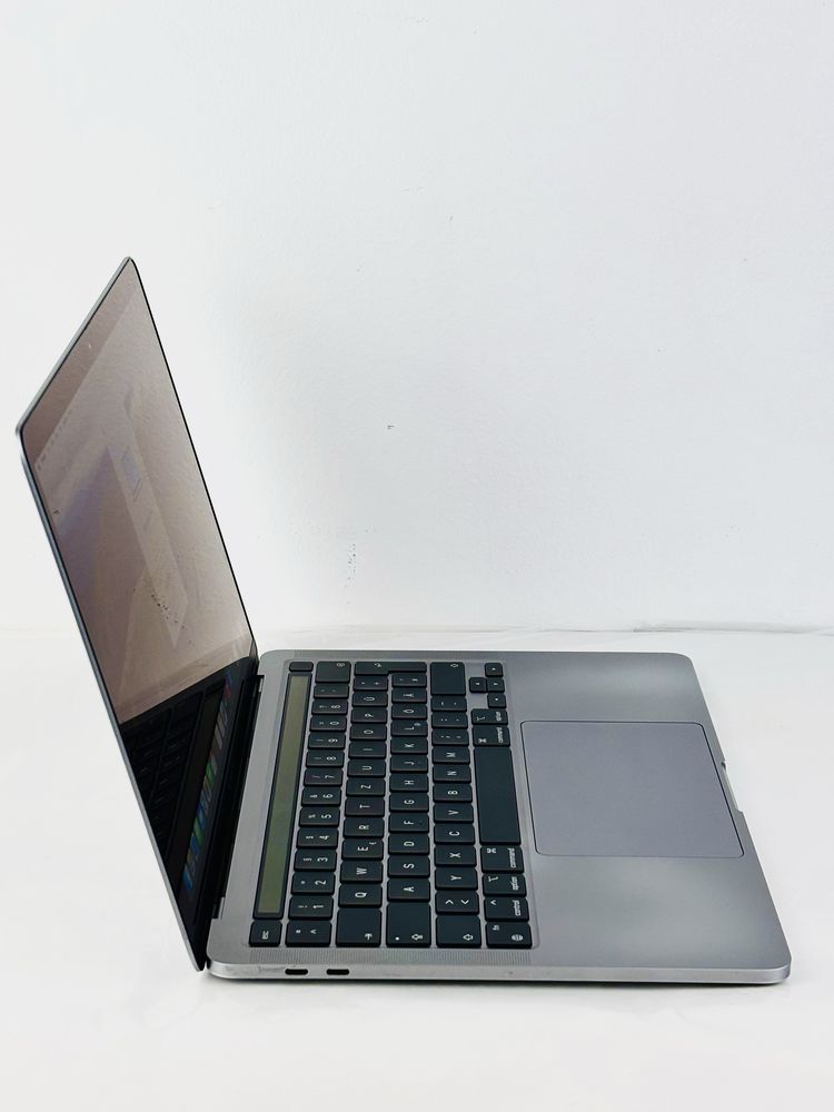 Apple MacBook Pro 13" M1 8RAM 256GB Touch Bar 90% Батерия! Гаранция!
