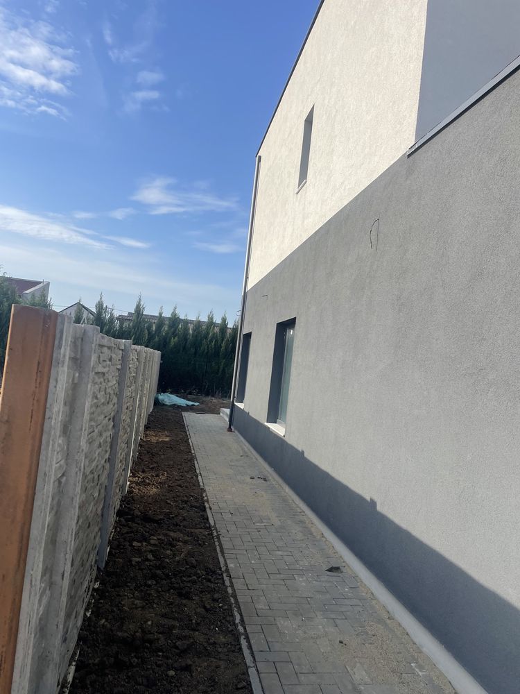 Proprietar vand casa Dumbravita