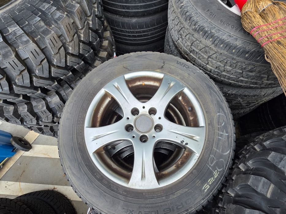 Cauciucuri și Genți Mercedes 16