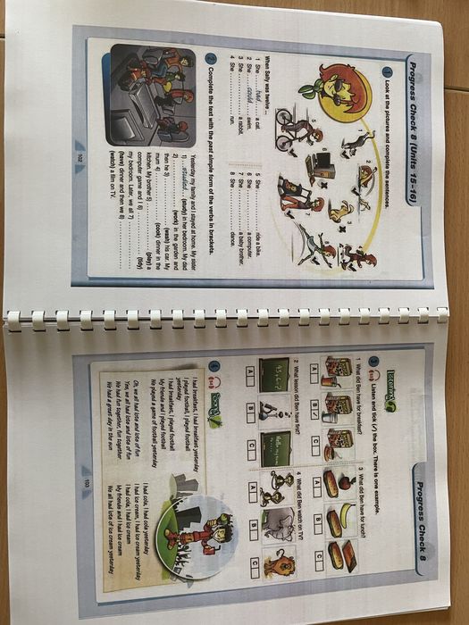 Round up 2 carte limba engleza