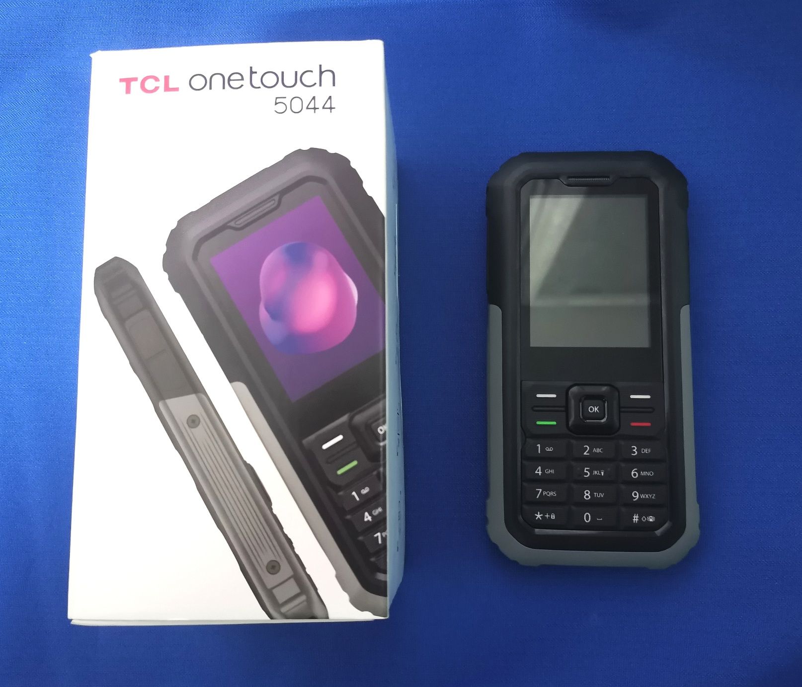 НОВА ЦЕНА Водоустойчив телефон TCL ONETOUCH