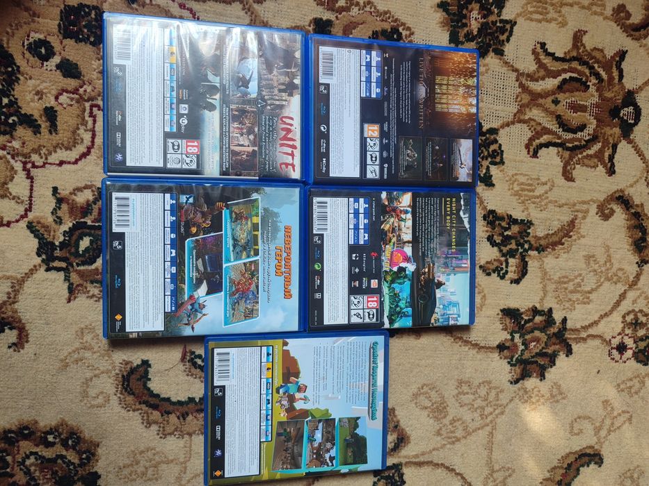 Диски с играми от PS4