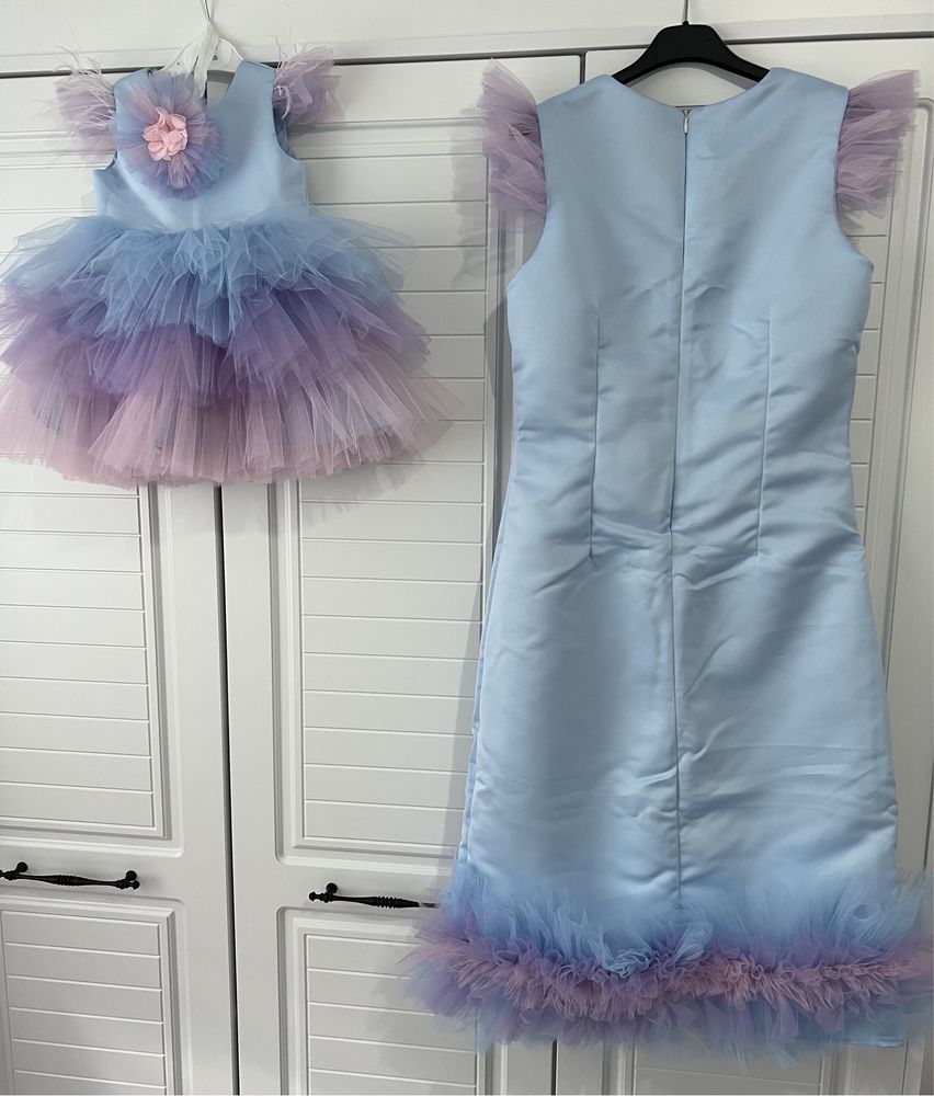 Еднакви рокли за мама и бебе