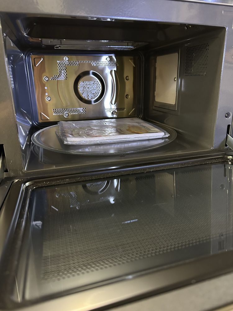 Cuptor cu microunde multifuncțional LG MJ3965ACS