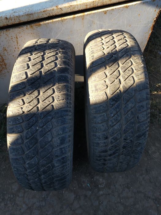 Продам две шины на 14