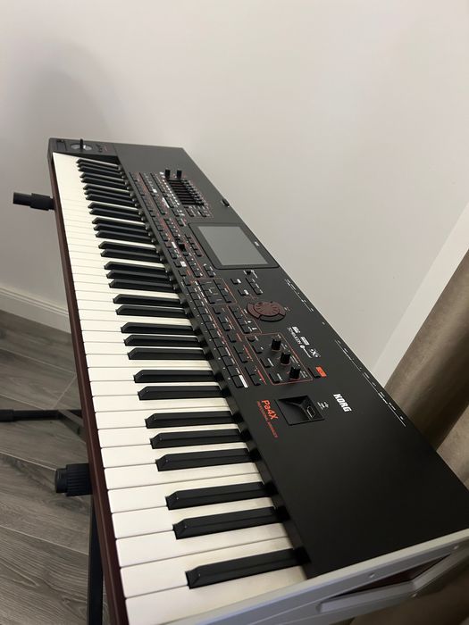 Korg pa4x oriental 76 key stare nouă !!