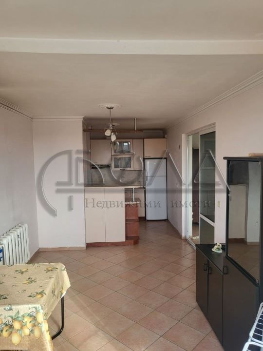 Продава се Двустаен апартамент в София, Люлин 6 - 77 кв.м за 1942 €/кв.м - Снимка #2