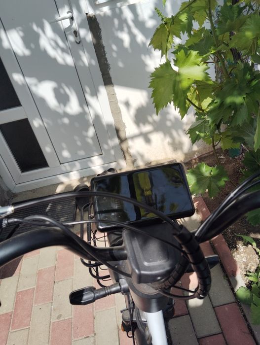 Scuter electric cu pedale nou nouț la un preț de nimica