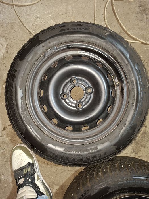 Зимни гуми 175/65/R14 с железни джанти
