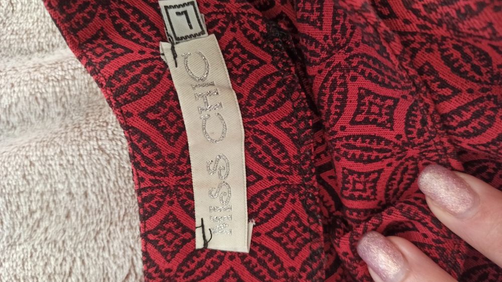 Червена рокля размер М