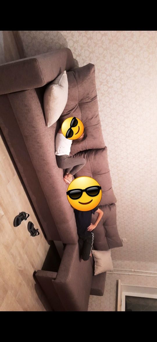 Стол и диван 3метр