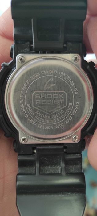 Часовник G-shock GA 130