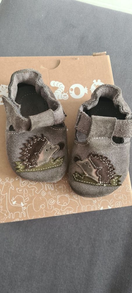 Zeazoo Зизу бебешки пантофои боси обувки номер 16/17 естествен велур