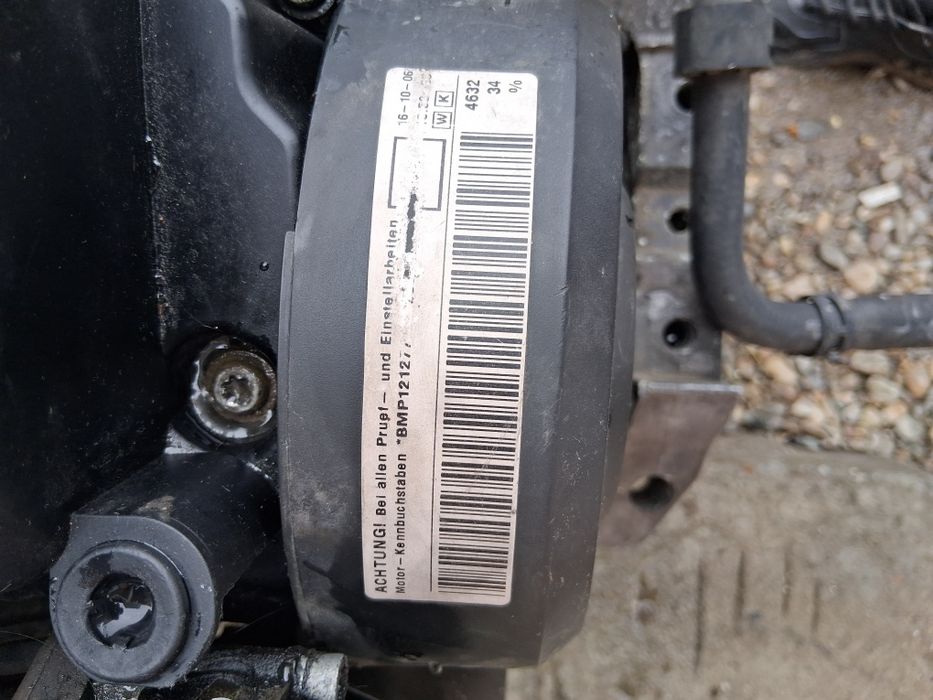 Vând motor passat b6 Cod motor bmp motor în stare forte bună