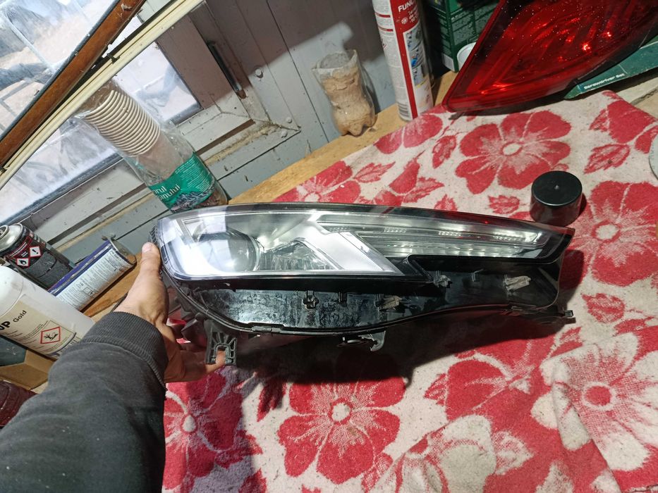 Far dreapta bixenon led audi a4 b9 8w0941600