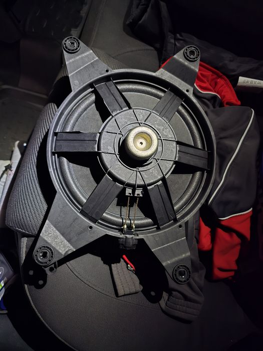 Subwoofer audi a6 c7