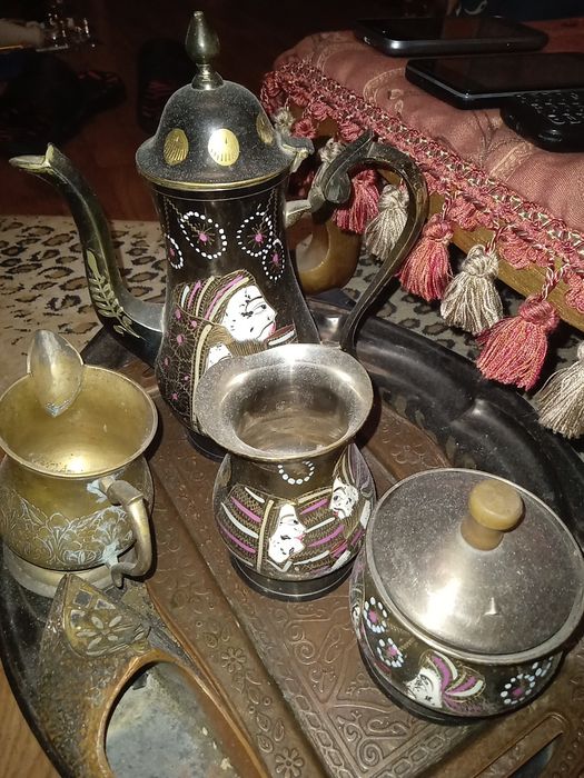 Латунь . Индия . Почти даром . Сервиз