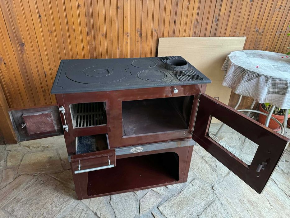 Готварска печка на дърва ZVEZDA/ЗВЕЗДА