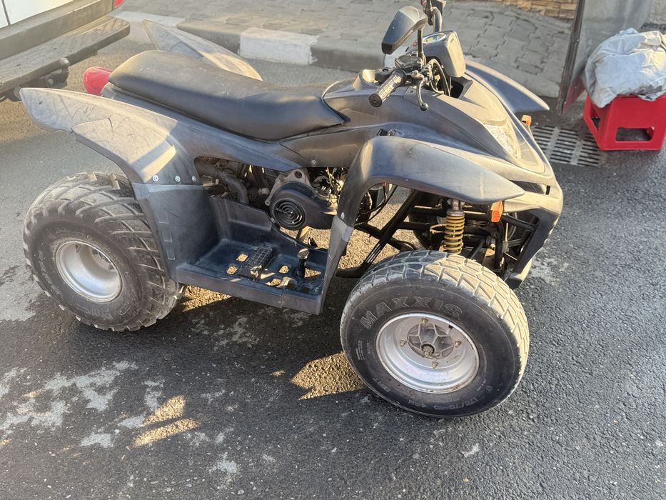 Vand ATV sau schimb cu o mașina