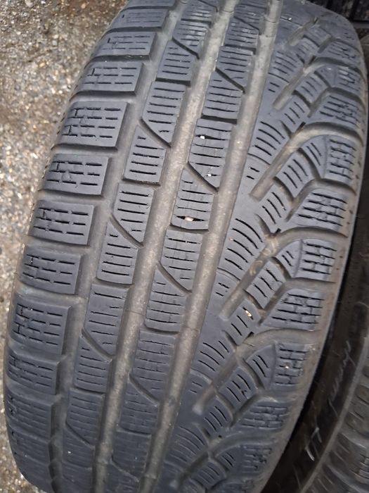 215 45 18 Pirelli 4броя зимни дот 2021г