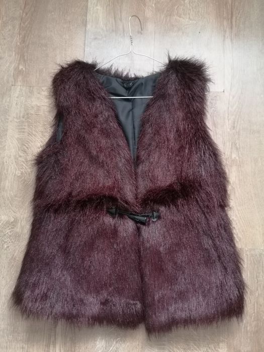 Vestă de blană, mărimea S. Nouă.
