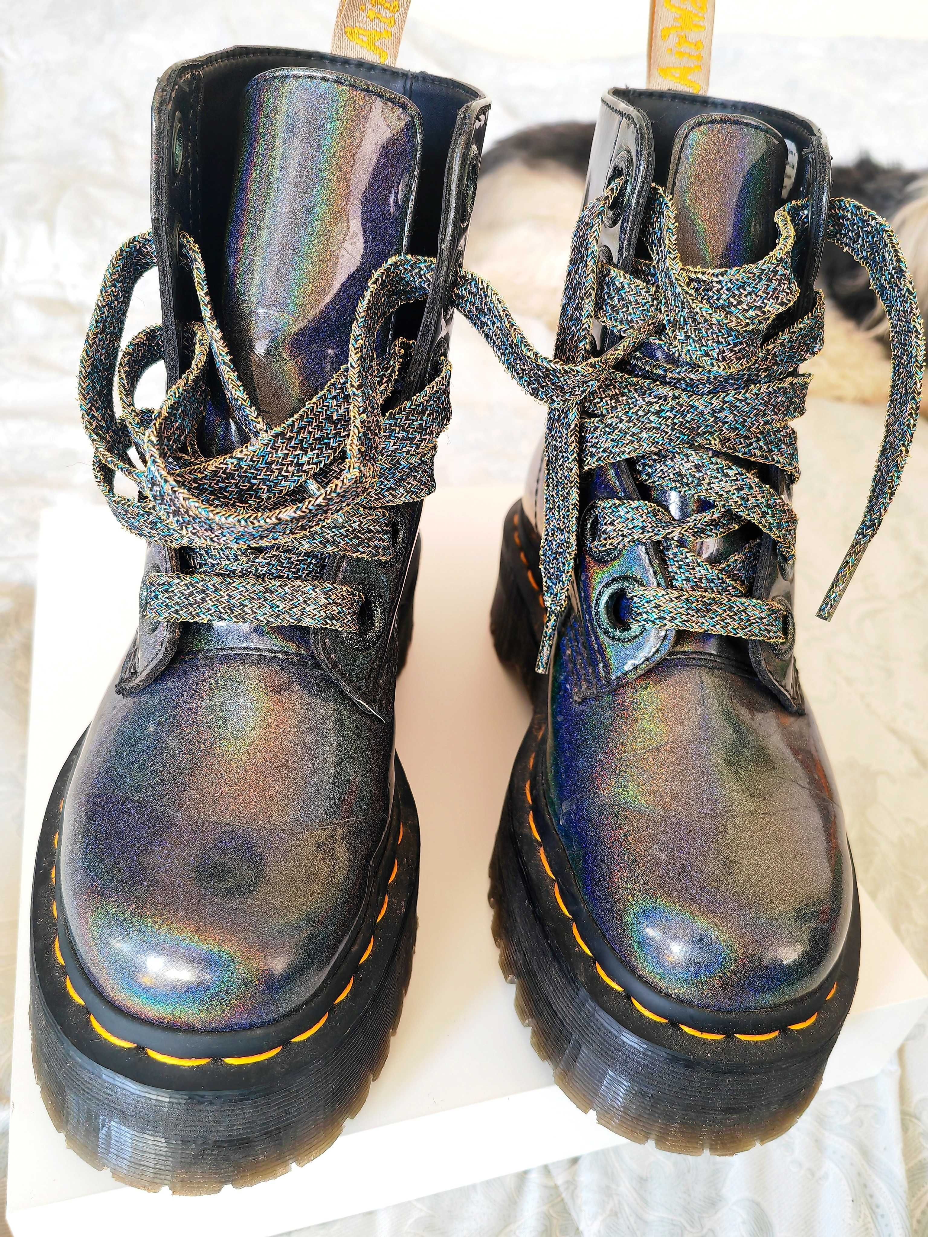 Кубинки Dr. Martens на платформа, номер 36
