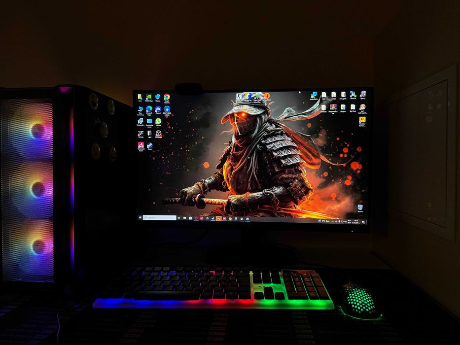 Геймърски компютър ASUS ROG STRIX | i5-8600K