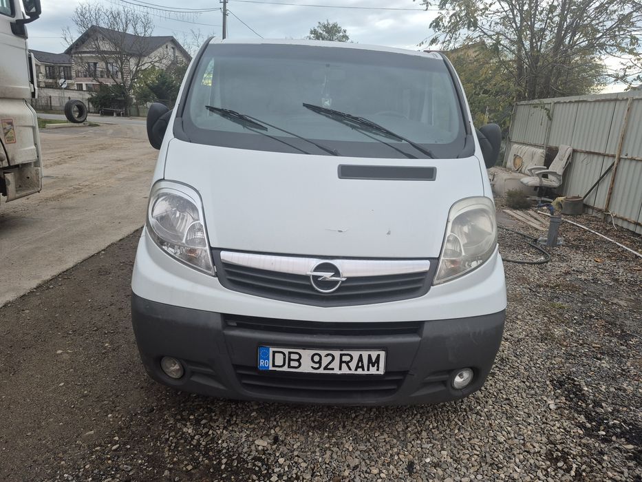 Vand 8+1  opel vivaro