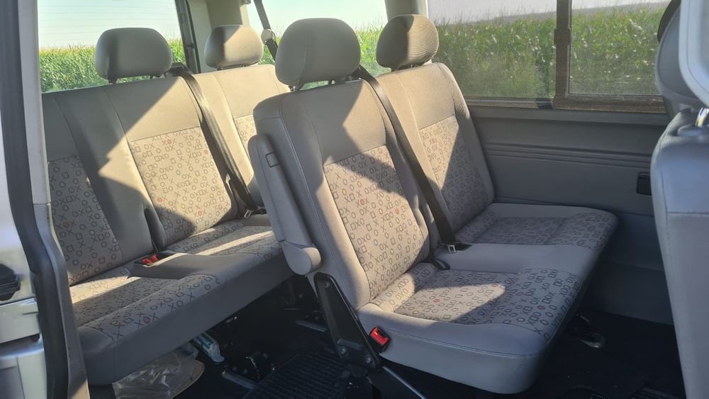 VW Transporter T5 2.5 8+1 cutie automata