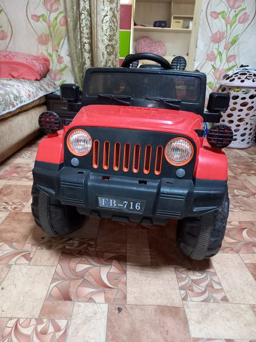 Детская электоромашина