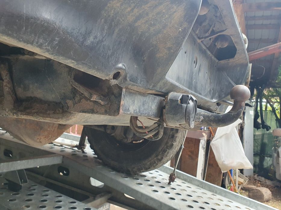 Sistem remorcare vitara scurta 3 usi carlig cu nuca cui
