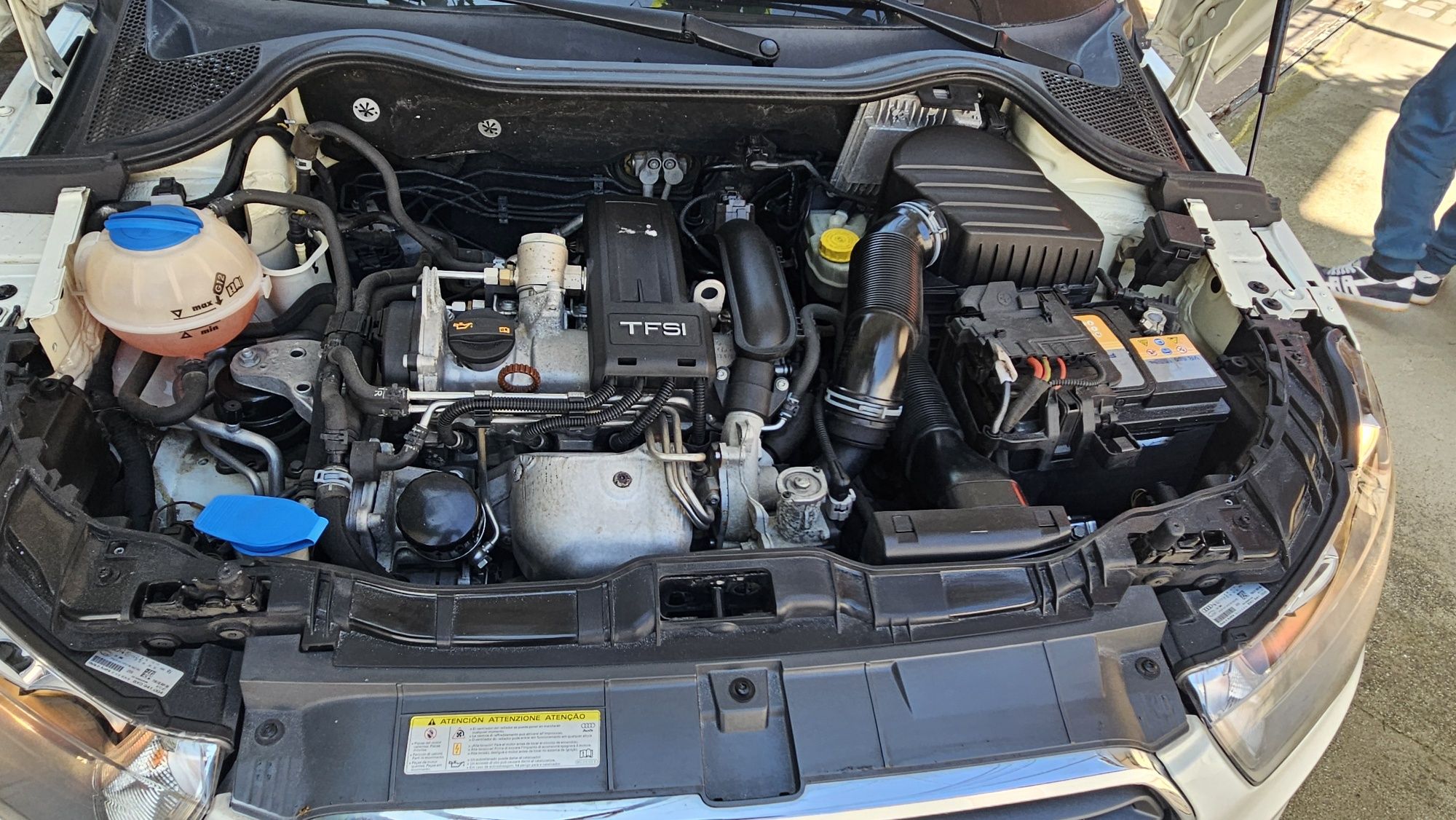 Audi A1 бензин 1,2 2012 година обслужено