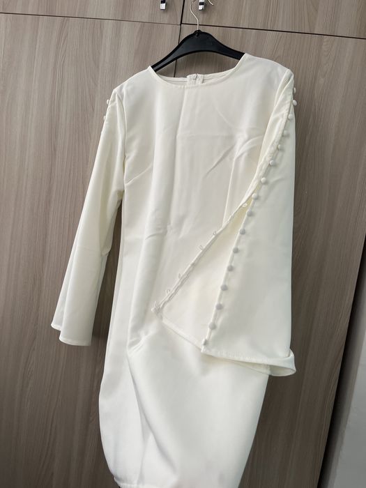 Продам платье 42р