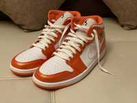 Adidasi Nike Air Jordan 1 Mid SE/Orange/Pret bun!!