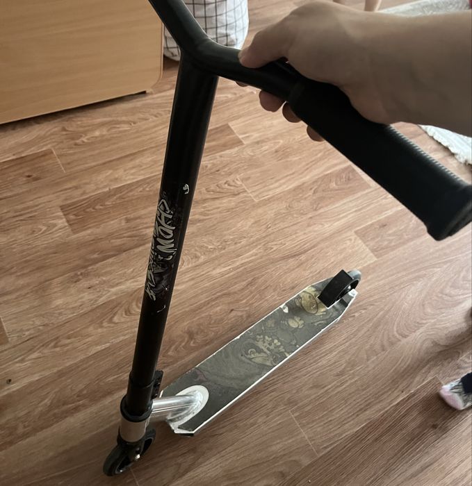 Продам Самокат срочно