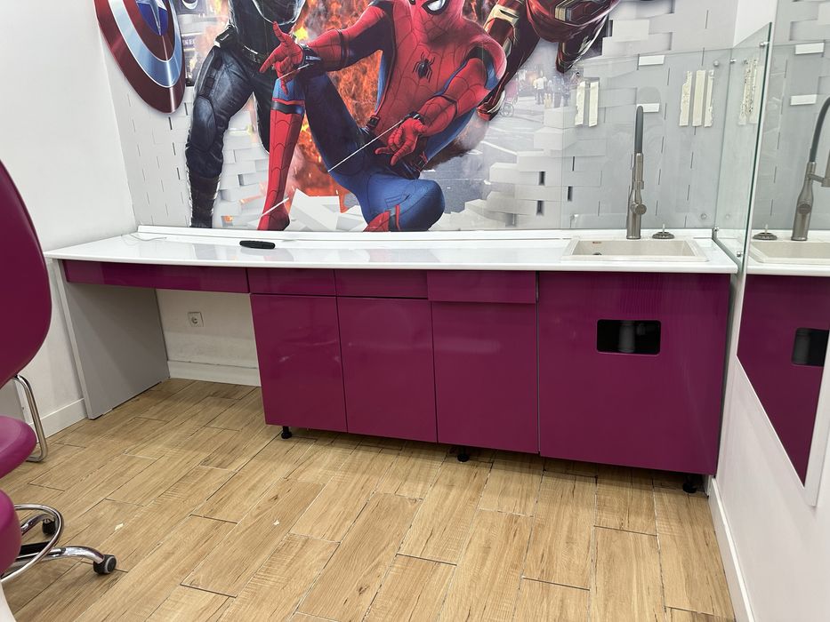 Мебель :кухонные, шифоньеры