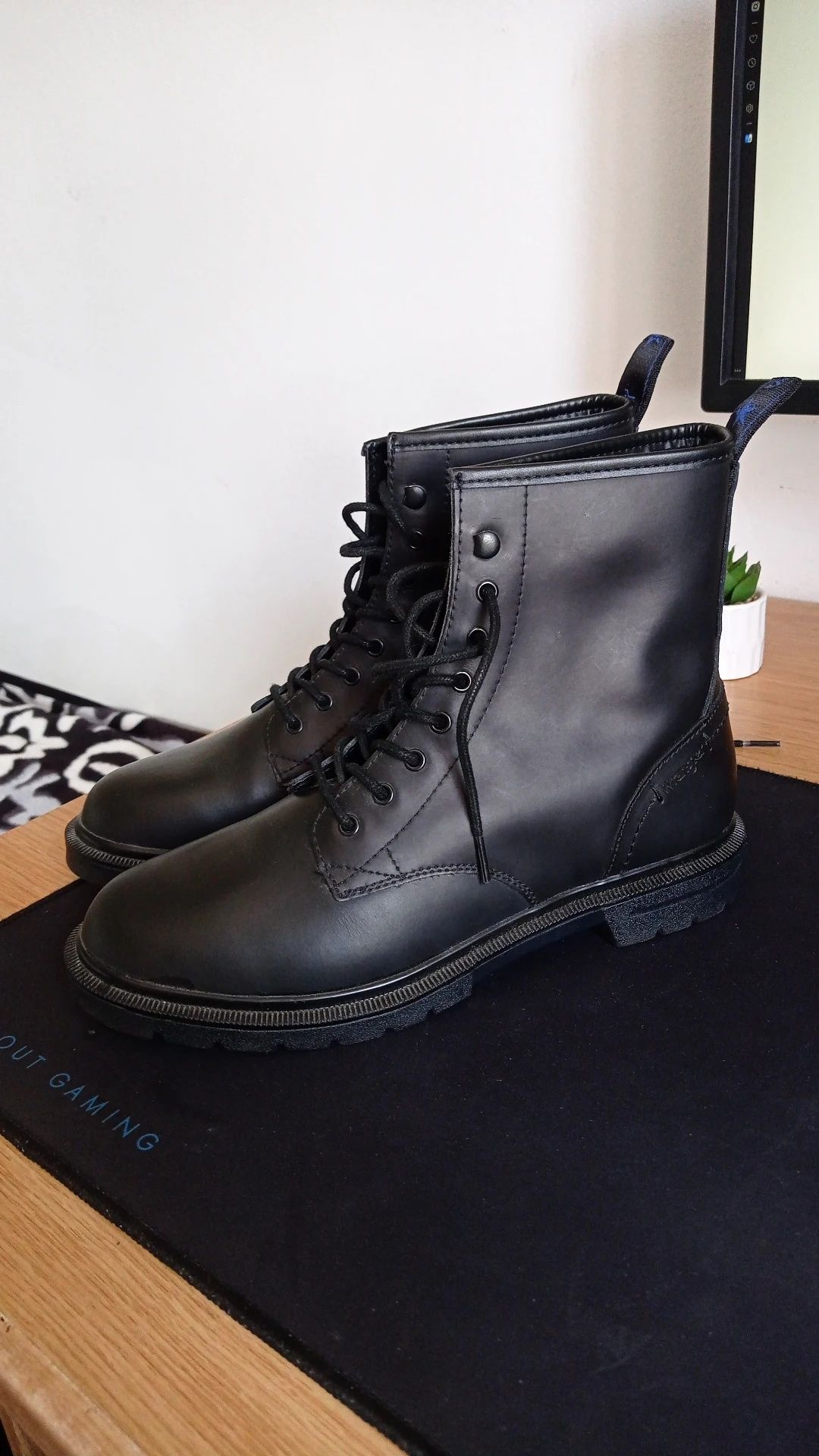 WRANGLER Spike mid Black