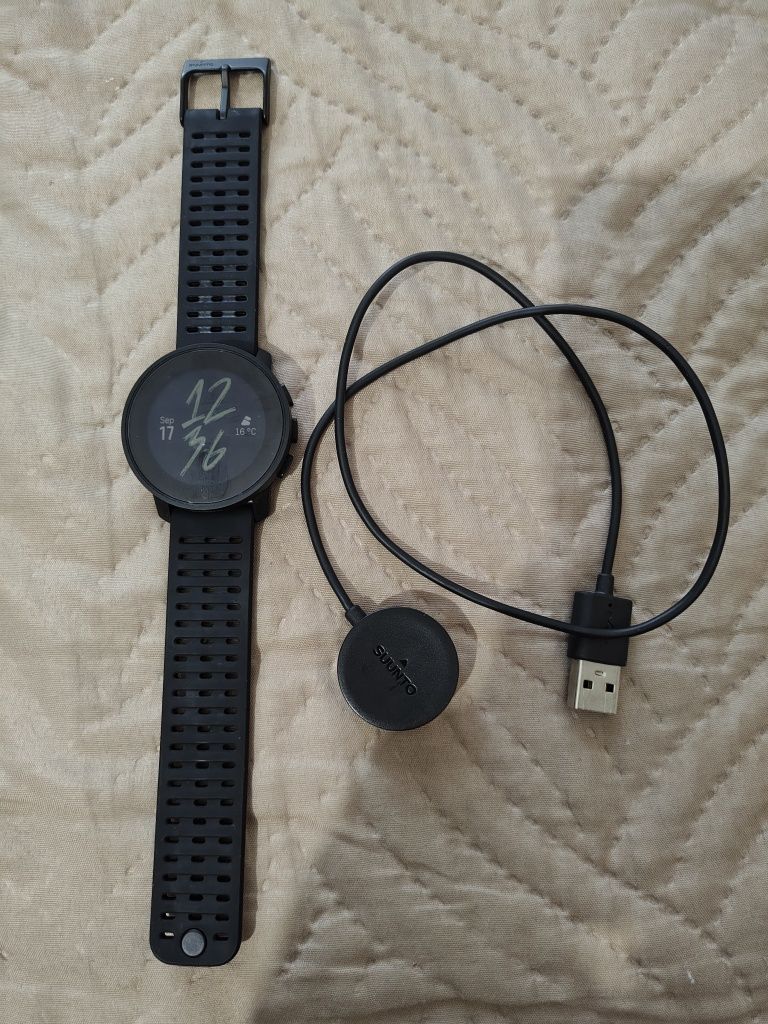 Смарт часовник Suunto 9 peak pro