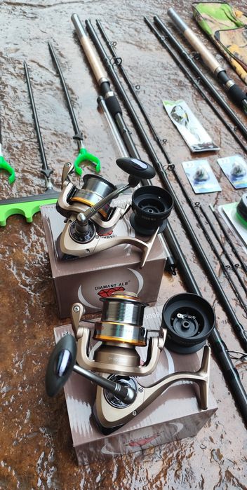 Set Complet Pescuit la Feeder,2 Lansete,2 Mulinete,Senzori,Geanta