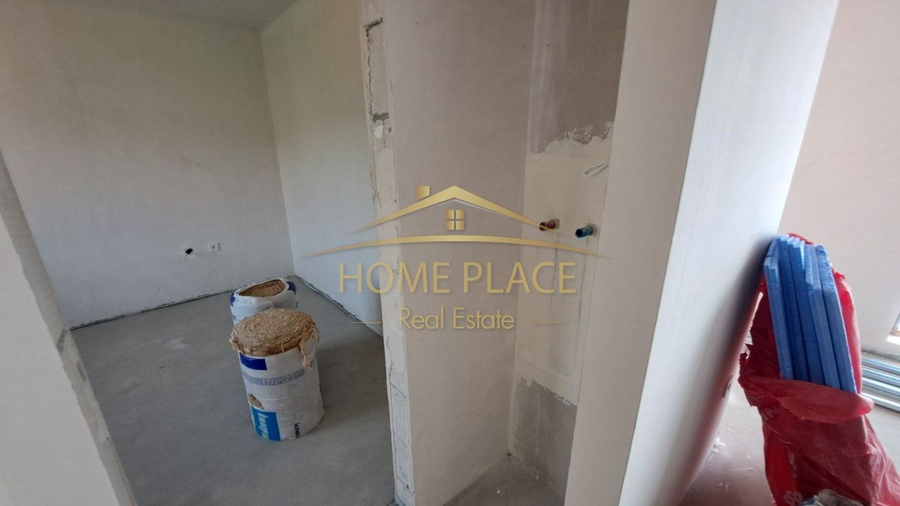 Продава се Тристаен апартамент в Варна, Изгрев - 118 кв.м за 1441 €/кв.м - Снимка #4