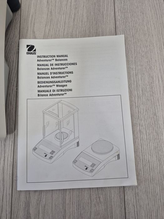 Продаются лабораторные весы Ohaus Adventurer
