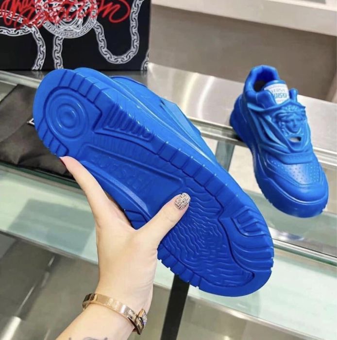 Versace odisea albastri