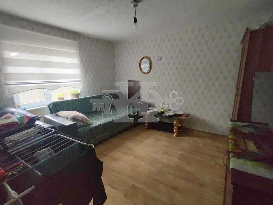 Продава се Къща в с. Ловчанци, Област Добрич - 100 кв.м за 332 €/кв.м - Снимка #2