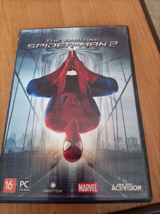 Продаются детские игры.