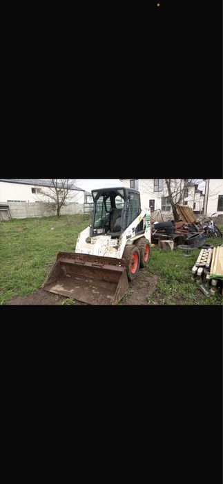 Inchirieri miniexcavator 2.7 tone si Bobcat